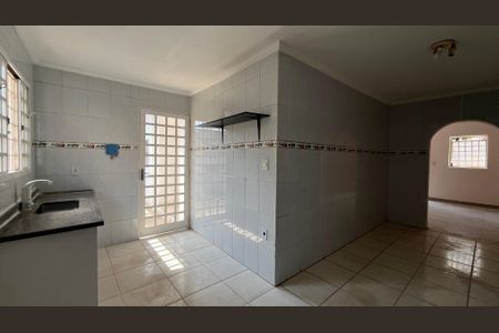 Casa para alugar com 3 quartos, 90m² em Jardim Santa Genebra, Campinas