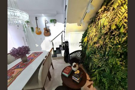 Casa à venda com 3 quartos, 90m² em Vila Lucia, São Paulo