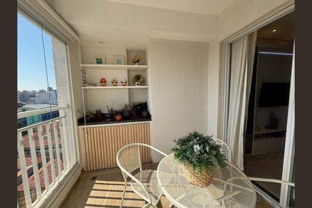 Apartamento à venda com 67m², 2 quartos e 1 vaga