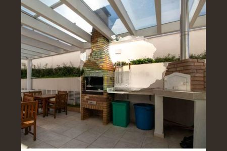 Apartamento à venda com 67m², 2 quartos e 1 vaga