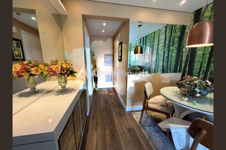 Apartamento à venda com 67m², 2 quartos e 1 vaga