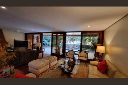 Casa à venda com 3 quartos, 792m² em Pinheiros, São Paulo