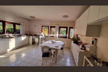 Casa à venda com 3 quartos, 792m² em Pinheiros, São Paulo