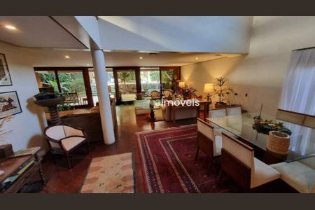 Casa à venda com 3 quartos, 792m² em Pinheiros, São Paulo