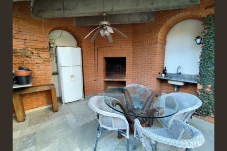 Casa à venda com 3 quartos, 792m² em Pinheiros, São Paulo