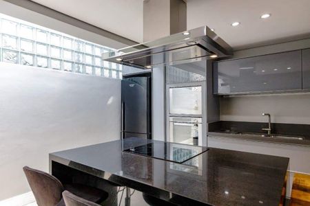 Casa à venda com 123m², 2 quartos e 2 vagas