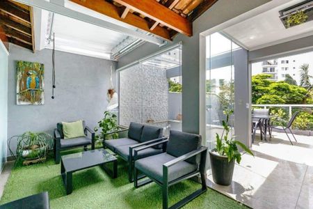 Casa à venda com 123m², 2 quartos e 2 vagas