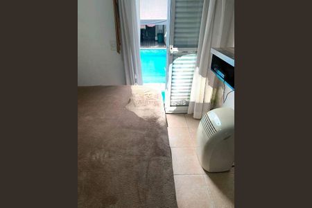 Casa à venda com 3 quartos, 231m² em Vila Alpina, São Paulo