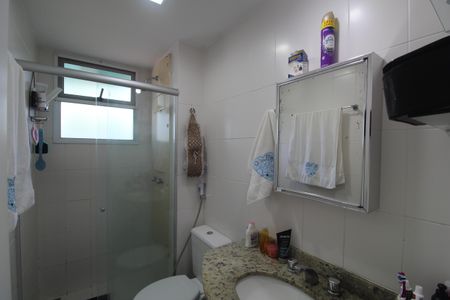 Apartamento à venda com 77m², 2 quartos e 1 vagaBanheiro da suíte 2
