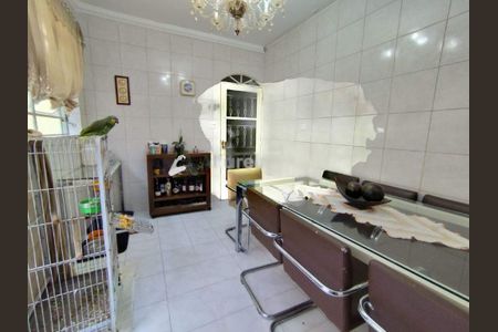 Casa à venda com 175m², 3 quartos e 2 vagas