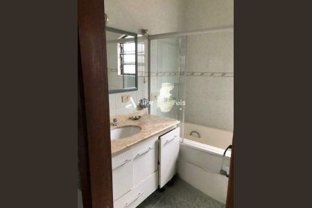 Casa à venda com 3 quartos, 300m² em Vila Prudente, São Paulo