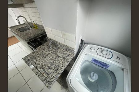 Apartamento à venda com 37m², 2 quartos e 1 vaga Apartamento à venda com 37m², 2 quartos e 1 vagaÁrea de Serviço