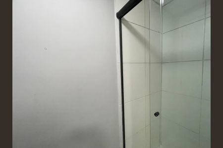 Apartamento à venda com 37m², 2 quartos e 1 vaga Apartamento à venda com 37m², 2 quartos e 1 vagaBanheiro