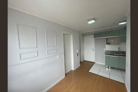 Apartamento à venda com 37m², 2 quartos e 1 vaga Apartamento à venda com 37m², 2 quartos e 1 vagaSala