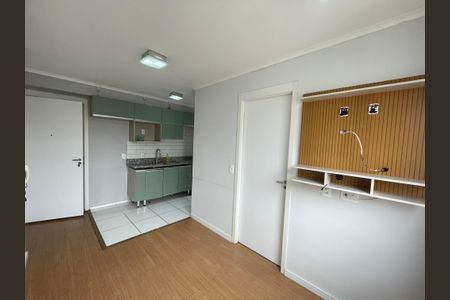 Apartamento à venda com 37m², 2 quartos e 1 vaga Apartamento à venda com 37m², 2 quartos e 1 vagaSala
