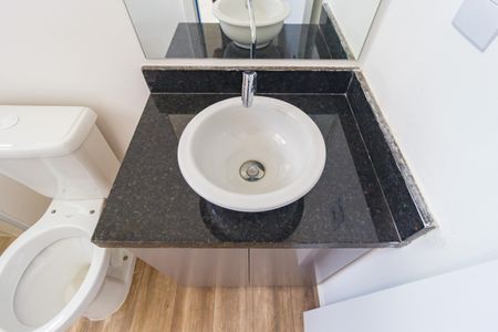 Apartamento para alugar com 28m², 1 quarto e sem vaga Apartamento para alugar com 28m², 1 quarto e sem vagaDetalhe - Banheiro