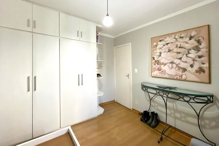 Apartamento à venda com 150m², 3 quartos e 4 vagasQuarto 2