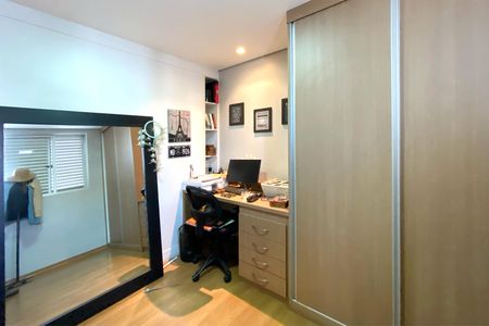 Apartamento à venda com 150m², 3 quartos e 4 vagasQuarto 3