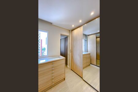 Apartamento à venda com 201m², 2 quartos e 4 vagasCloset da Suíte 2