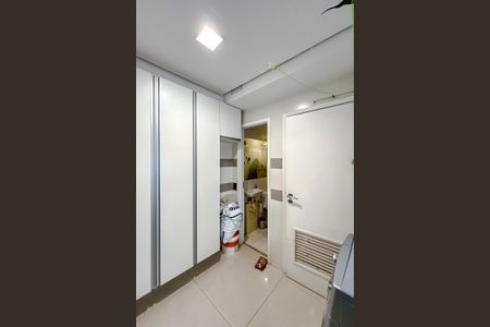 Apartamento à venda com 201m², 2 quartos e 4 vagasÁrea de Serviço