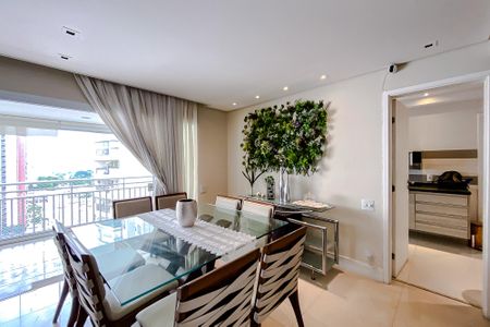 Apartamento à venda com 201m², 2 quartos e 4 vagasSala