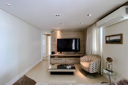 Apartamento à venda com 201m², 2 quartos e 4 vagasSala