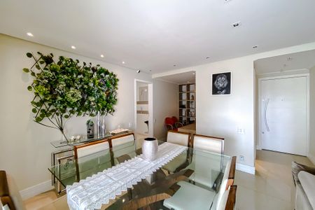 Apartamento à venda com 201m², 2 quartos e 4 vagasSala