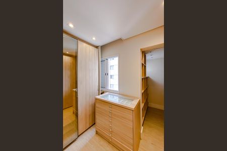 Apartamento à venda com 201m², 2 quartos e 4 vagasCloset da Suíte 2