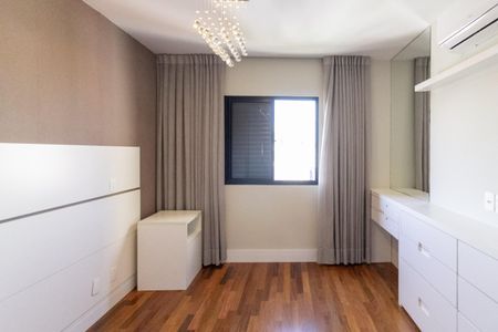 Apartamento à venda com 181m², 3 quartos e 4 vagasQuarto 3 - Suíte
