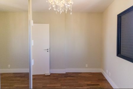 Apartamento à venda com 181m², 3 quartos e 4 vagasQuarto 2