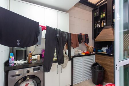 Casa à venda com 75m², 3 quartos e 2 vagas Casa à venda com 75m², 3 quartos e 2 vagasÁrea de Serviço