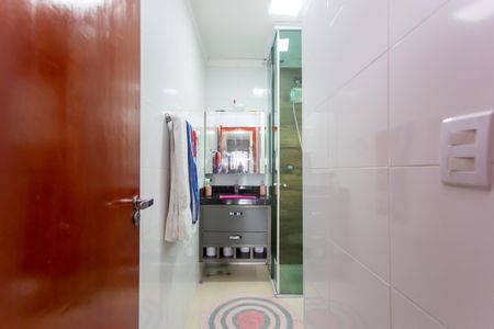 Casa à venda com 75m², 3 quartos e 2 vagas Casa à venda com 75m², 3 quartos e 2 vagasBanheiro