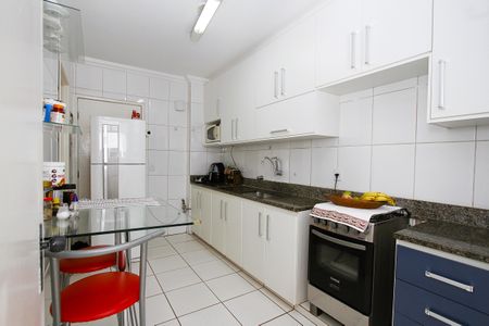 Apartamento à venda com 85m², 2 quartos e 1 vagaCozinha