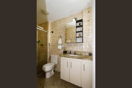 Apartamento à venda com 85m², 2 quartos e 1 vagaBanheiro do Quarto 1