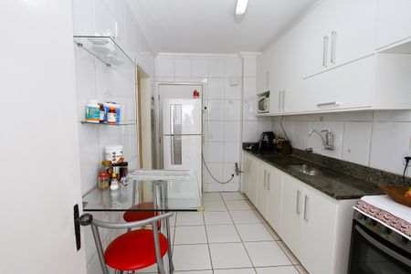 Apartamento à venda com 85m², 2 quartos e 1 vagaCozinha