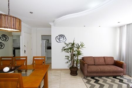 Apartamento à venda com 85m², 2 quartos e 1 vagaSala