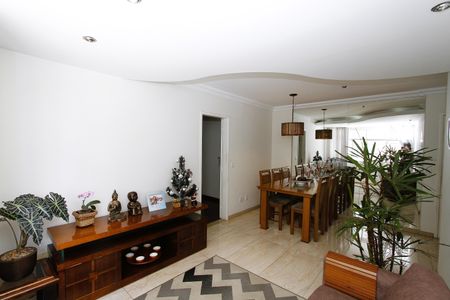 Apartamento à venda com 85m², 2 quartos e 1 vagaSala