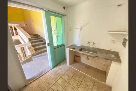 Casa para alugar com 4 quartos, 170m² em Barreiro, Belo Horizonte
