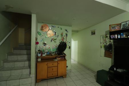 Casa para alugar com 237m², 3 quartos e 2 vagasSala 