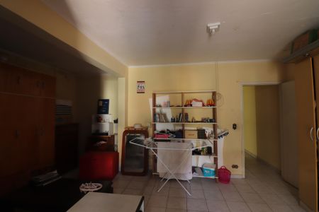 Casa para alugar com 237m², 3 quartos e 2 vagasQuarto 1