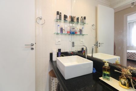 Apartamento à venda com 53m², 2 quartos e 1 vagaBanheiro 