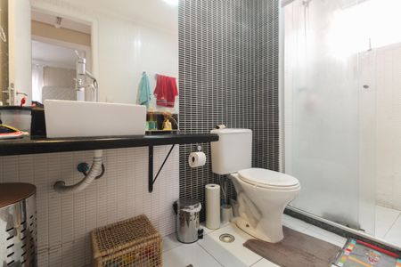 Apartamento à venda com 53m², 2 quartos e 1 vagaBanheiro 