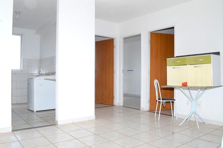 Sala de apartamento para alugar com 2 quartos, 43m² em Paulo Vi, Belo Horizonte