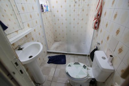 Casa para alugar com 65m², 2 quartos e sem vagaBanheiro