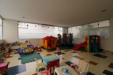 Apartamento à venda com 71m², 3 quartos e 1 vagaÁrea Comum - Brinquedoteca