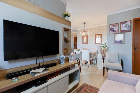Apartamento à venda com 54m², 2 quartos e 1 vagaSala de TV
