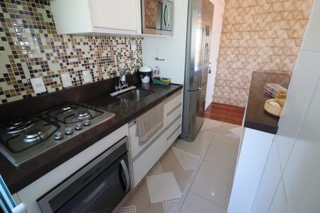 Apartamento à venda com 73m², 2 quartos e 1 vagaCozinha e Área de Serviço