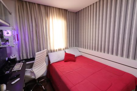 Apartamento à venda com 73m², 2 quartos e 1 vagaQuarto 2