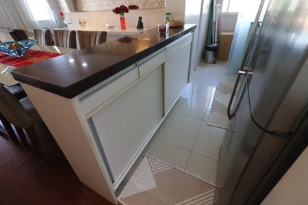 Apartamento à venda com 73m², 2 quartos e 1 vagaCozinha e Área de Serviço