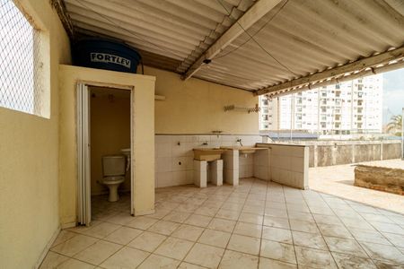 Casa à venda com 278m², 2 quartos e sem vaga Casa à venda com 278m², 2 quartos e sem vagaÁrea de Serviço e terraço